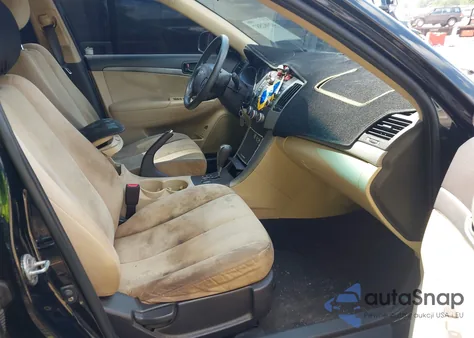 2009 Hyundai Sonata Gls from USA, damaged, VIN 5NPET46C39H549374